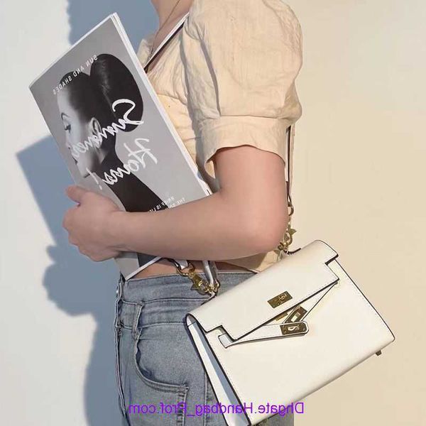 designer h home kelys tote bag online shop 2023 new fashion bag women's genuine leather palm pattern classic versatile cross shoulder h
designer h home kelys tote bag online shop 2023 new fashion bag women's genuine leather palm pattern classic versatile cross shoulder h
