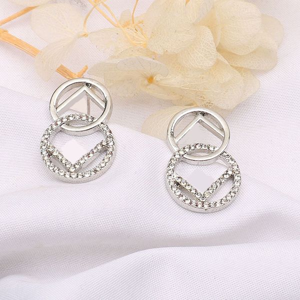 18k gold plated designer brand earrings designers letter stud earring for women&girl rhinestone earring wedding party jewerlry, Golden;silver
18k gold plated designer brand earrings designers letter stud earring for women&girl rhinestone earring wedding party jewerlry, Golden;silver