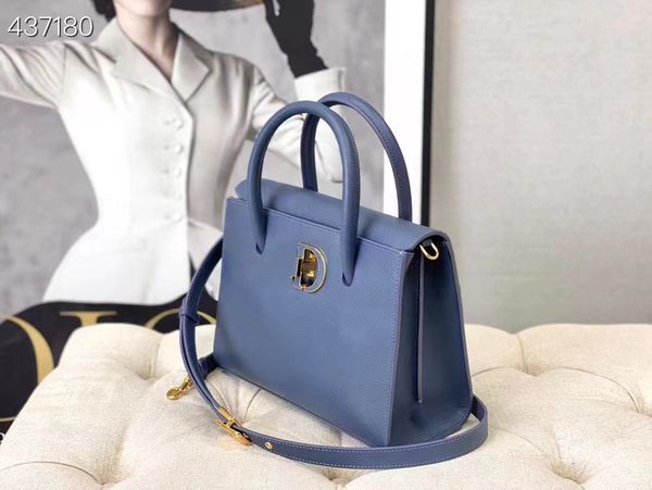 designer bags 2023 chain purse tote handbags with silver or gold hardware embossed pattern
designer bags 2023 chain purse tote handbags with silver or gold hardware embossed pattern