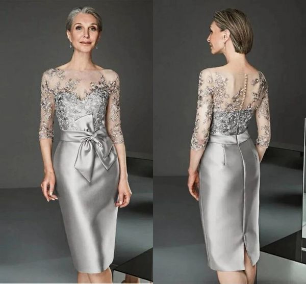 silver elegant satin mother of the bride dresses lace appliqued sheer neck sheath knee length formal party gowns half sleeves women mother w, Black;red
silver elegant satin mother of the bride dresses lace appliqued sheer neck sheath knee length formal party gowns half sleeves women mother w, Black;red