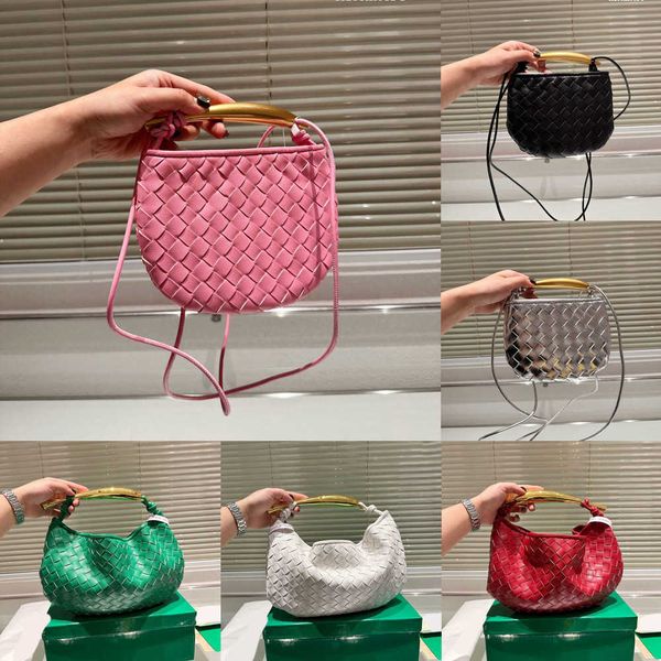 crossbody designer bags women mini bag weave shoulder bags luxurys handbags leather clutch woven hand bag silver pink purses 230524
crossbody designer bags women mini bag weave shoulder bags luxurys handbags leather clutch woven hand bag silver pink purses 230524