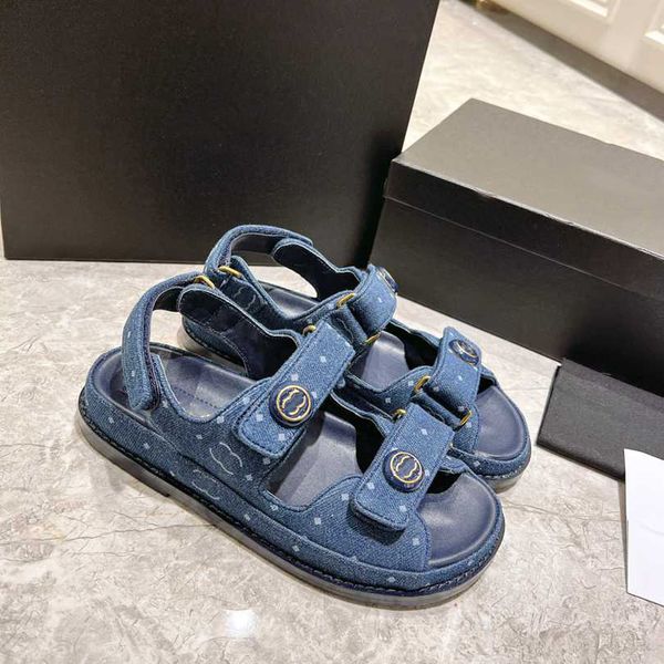 designer beach shoes cc summer women's flat sandals women's slides channel outdoor fashion casual slippers xn031
designer beach shoes cc summer women's flat sandals women's slides channel outdoor fashion casual slippers xn031