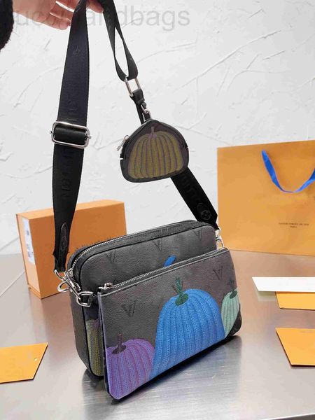 2023 new brand style shoulder bag designer bag tote bag fashion black printing pumpkin color printing shoulder bag messenger package clutch
2023 new brand style shoulder bag designer bag tote bag fashion black printing pumpkin color printing shoulder bag messenger package clutch