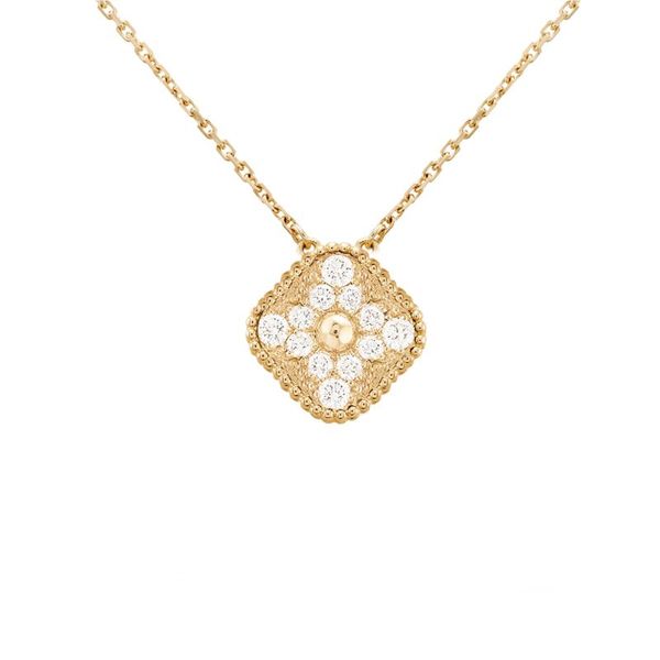 new designer love necklace clover series necklace luxury brand 925 silver to create non fading non allergic
new designer love necklace clover series necklace luxury brand 925 silver to create non fading non allergic