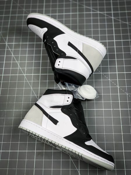 2023 authentic 1s shadow basketball shoes 1 high stage haze white black-grey fog-bleached coral with original boxes
2023 authentic 1s shadow basketball shoes 1 high stage haze white black-grey fog-bleached coral with original boxes