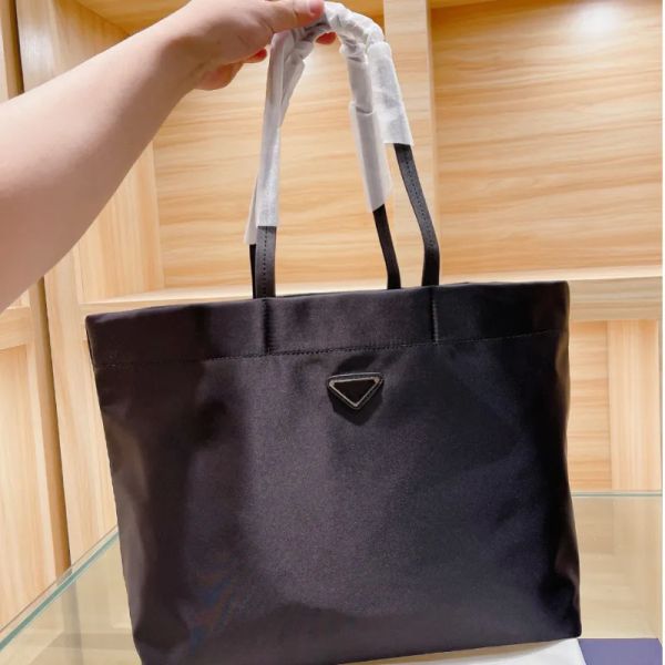 new tiptoegirls large black women's shoulder bags big size casual tote bag quality nylon crossbody bag female travel shopper handba
new tiptoegirls large black women's shoulder bags big size casual tote bag quality nylon crossbody bag female travel shopper handba
