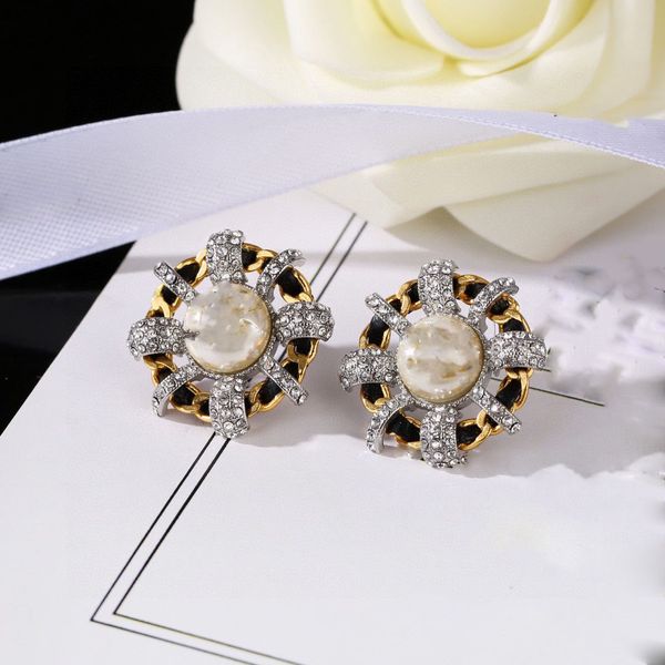 2023 fashion new designer earrings luxury full of diamond flower earrings beautiful gorgeous everything no box, Golden
2023 fashion new designer earrings luxury full of diamond flower earrings beautiful gorgeous everything no box, Golden