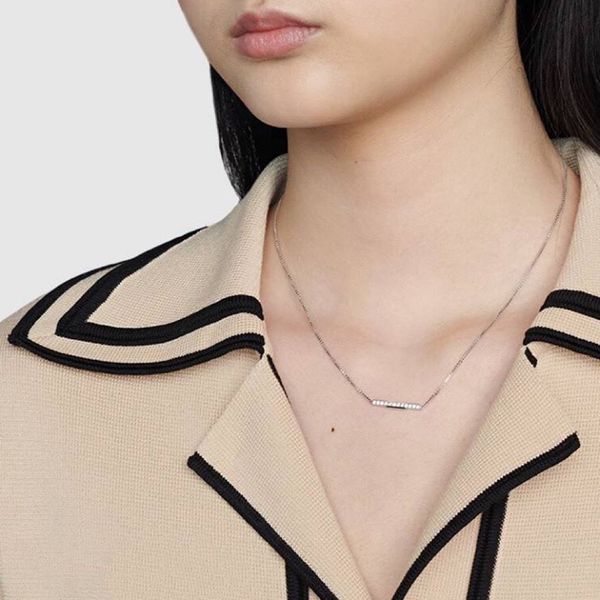 luxury pendant necklace designer jewelry 925 sliver plated g necklaces for women lady chain indented wedding gift accessories 2306091bf, Silver
luxury pendant necklace designer jewelry 925 sliver plated g necklaces for women lady chain indented wedding gift accessories 2306091bf, Silver