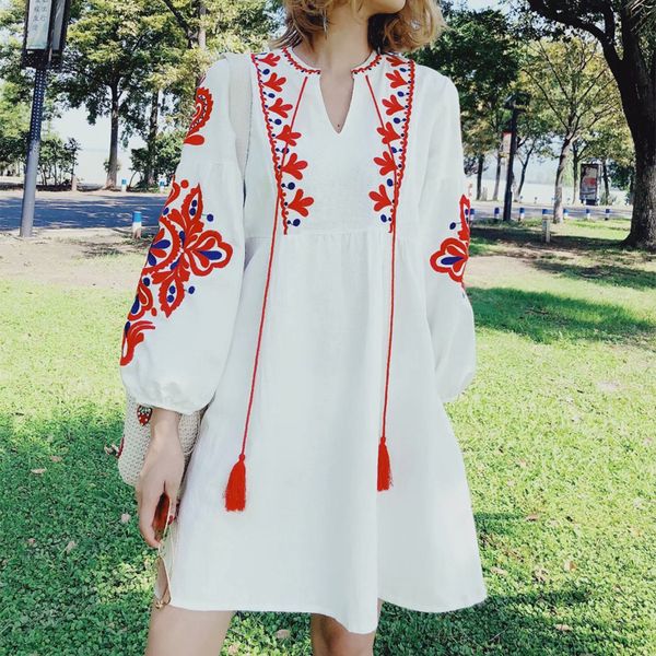 spring autumn vacation tourism bow tie neck dress women loose elegant ethnic lantern sleeve cute embroidered floral cute, Black;gray
spring autumn vacation tourism bow tie neck dress women loose elegant ethnic lantern sleeve cute embroidered floral cute, Black;gray