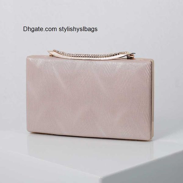 shoulder bags vintage shoulder bag woman luxury designer handbag evening purses 2022 small cross body bag fashion ladies clutch
shoulder bags vintage shoulder bag woman luxury designer handbag evening purses 2022 small cross body bag fashion ladies clutch