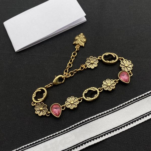 classic women's bracelet luxury designer crystal bracelet women's letter fashion bracelet party gift wedding gift, Black
classic women's bracelet luxury designer crystal bracelet women's letter fashion bracelet party gift wedding gift, Black