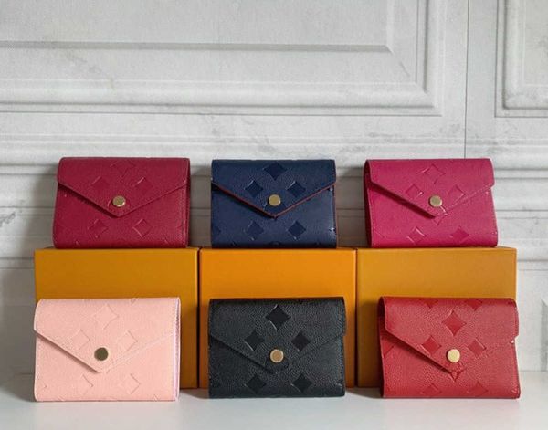 wallets fashion flowers designer wallets luxurys men women leather bags classic letters key coin purse original box plaid card holder m41938, Red;black
wallets fashion flowers designer wallets luxurys men women leather bags classic letters key coin purse original box plaid card holder m41938, Red;black