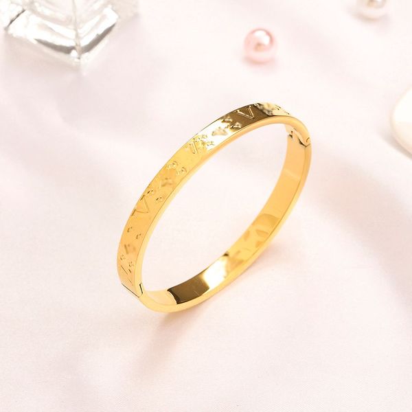 fashion style bracelets women bangle luxury designer jewelry 18k gold plated stainless steel wedding lovers gift bangles, Golden;silver
fashion style bracelets women bangle luxury designer jewelry 18k gold plated stainless steel wedding lovers gift bangles, Golden;silver
