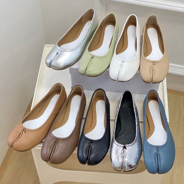 luxury designer formal shoes women's tabi ballet sheepsfoot boat shoes fashion leather flat soft casual shoes luxurybrand office outdoo, Black
luxury designer formal shoes women's tabi ballet sheepsfoot boat shoes fashion leather flat soft casual shoes luxurybrand office outdoo, Black
