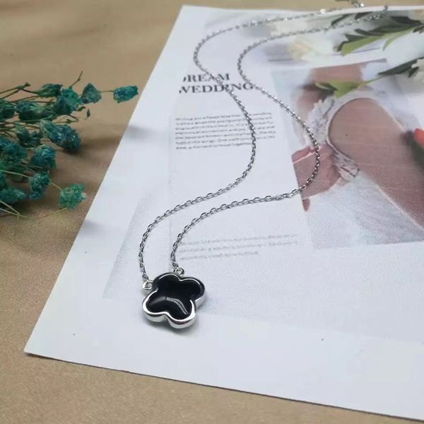 designer jewelry designer necklace pure clover necklace 4 leaf pendant luxury chain fashion classic for women bracelet engagement jewelry 5a, Silver
designer jewelry designer necklace pure clover necklace 4 leaf pendant luxury chain fashion classic for women bracelet engagement jewelry 5a, Silver
