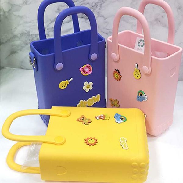 eva beach bag waterproof colorful cartoon decorative handbag travel storage bag hole bag 230314
eva beach bag waterproof colorful cartoon decorative handbag travel storage bag hole bag 230314