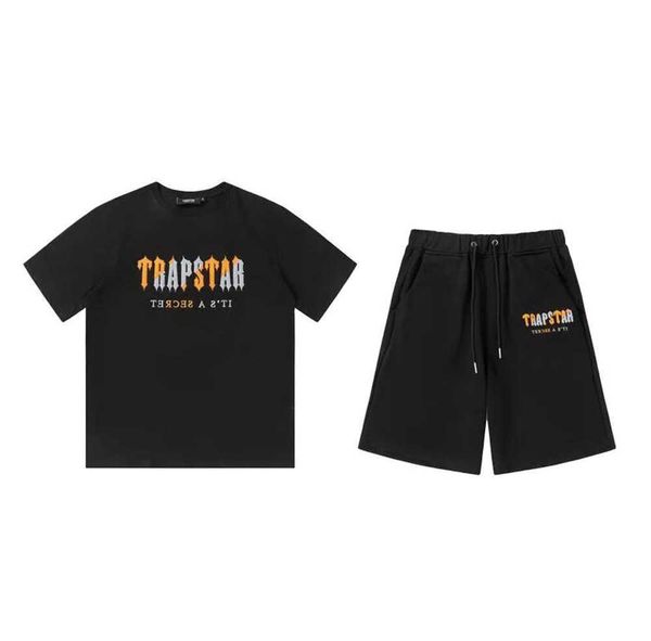 men's trapstar designer embroidered letters luxury black and white gray rainbow summer sports fashion cotton with short sleeves all-mat, White;black
men's trapstar designer embroidered letters luxury black and white gray rainbow summer sports fashion cotton with short sleeves all-mat, White;black