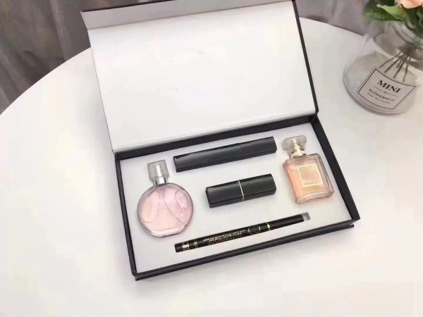 designer brand make up set 15ml perfume lipsticks eyeliner mascara 5pcs/set gift box lips cosmetics kit for lady girls christmas gift cologn
designer brand make up set 15ml perfume lipsticks eyeliner mascara 5pcs/set gift box lips cosmetics kit for lady girls christmas gift cologn