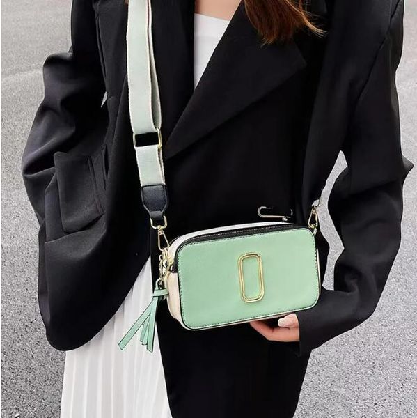 2023 designer bag snapsnew multicolor shoulder bags camera women fashion tie dye luxury leather crossbody glitter strap purse grey bag, Red;black
2023 designer bag snapsnew multicolor shoulder bags camera women fashion tie dye luxury leather crossbody glitter strap purse grey bag, Red;black