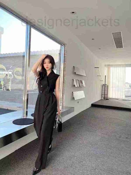 women's jumpsuits & rompers designer high end 23 spring/summer new triumphal arch belt suit polo collar sleeveless jumpsuit 7lei, Black;white
women's jumpsuits & rompers designer high end 23 spring/summer new triumphal arch belt suit polo collar sleeveless jumpsuit 7lei, Black;white