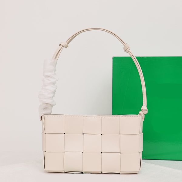 hand bag underarm shoulder bag handwoven handbag designer luxury women bags cowhide genuine leather square purse clutch internal printing le
hand bag underarm shoulder bag handwoven handbag designer luxury women bags cowhide genuine leather square purse clutch internal printing le
