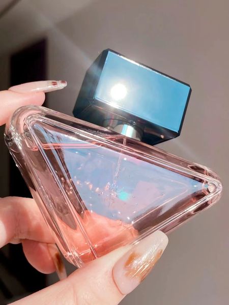 luxury design perfume 90ml parfum perfume eau toilette spray good smell long time lasting scent fast ship
luxury design perfume 90ml parfum perfume eau toilette spray good smell long time lasting scent fast ship