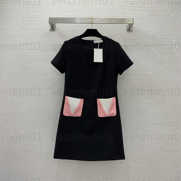 womens dresses designer short sleeves clothing double pockets collision color splicing v letters small a version round neck designers elegan, Black;gray
womens dresses designer short sleeves clothing double pockets collision color splicing v letters small a version round neck designers elegan, Black;gray