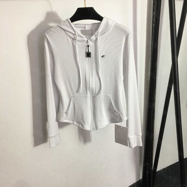 23ss womens jacket womens designer clothing rubber long-sleeved hooded sun protection cardigan zipper jackets women clothes, Black;brown
23ss womens jacket womens designer clothing rubber long-sleeved hooded sun protection cardigan zipper jackets women clothes, Black;brown
