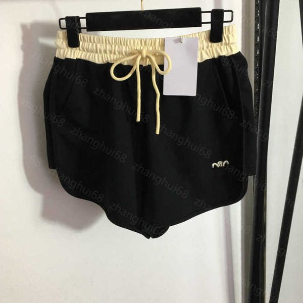 23ss womens designer clothing womens shorts embroidered logo drawstring elastic waist all-in-one shorts women clothes a1, White;black
23ss womens designer clothing womens shorts embroidered logo drawstring elastic waist all-in-one shorts women clothes a1, White;black