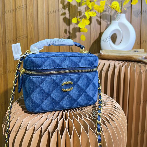designer womens mini makeup bag denim bag printed diamond check small pendant tote matelasse chain crossbody bag c buckle portable toiletry
designer womens mini makeup bag denim bag printed diamond check small pendant tote matelasse chain crossbody bag c buckle portable toiletry