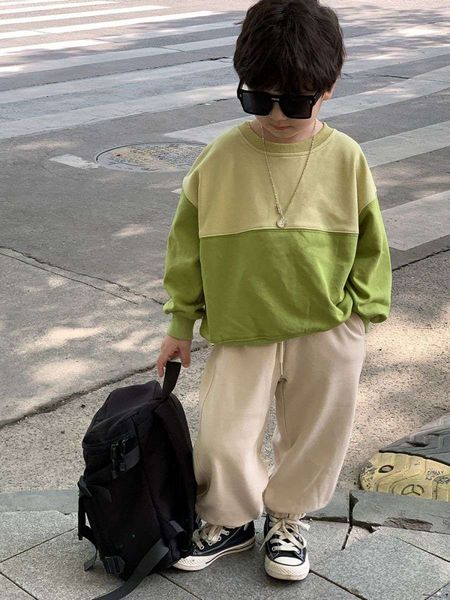 boys' sweater spring new children's clothing sweatshirt round neck long sleeve loose color matching hoodless pullover outdoor casu, Black
boys' sweater spring new children's clothing sweatshirt round neck long sleeve loose color matching hoodless pullover outdoor casu, Black