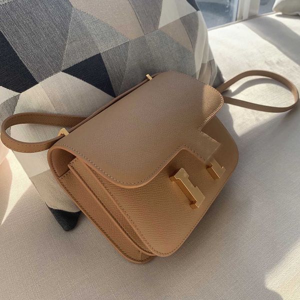 designer h home bag leather palm pattern ep kangkang 19 high texture upgrade cowhide one shoulder cross body small square
designer h home bag leather palm pattern ep kangkang 19 high texture upgrade cowhide one shoulder cross body small square