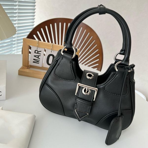 2023 designer hand bag luxury dinner bags shoulder bag street personality lady purses oblique span
2023 designer hand bag luxury dinner bags shoulder bag street personality lady purses oblique span