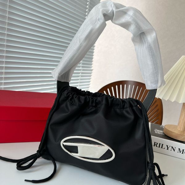 new fashion women large shoulder bags designer sequined hardware handbags purses nylon crossbody soft girls totes with box
new fashion women large shoulder bags designer sequined hardware handbags purses nylon crossbody soft girls totes with box
