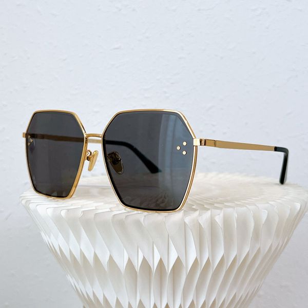 hexagonal gold metal ladies sunglasses beach vacation casual comfortable size 61 15 140 high grade mens sunglasses irregular design, White;black
hexagonal gold metal ladies sunglasses beach vacation casual comfortable size 61 15 140 high grade mens sunglasses irregular design, White;black