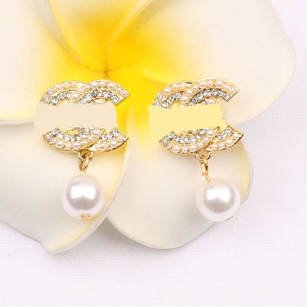 designer 18k gold plated brand earrings designers double letter stud earring for women&girl pearl pendant earring wedding party jewerlry, Golden;silver
designer 18k gold plated brand earrings designers double letter stud earring for women&girl pearl pendant earring wedding party jewerlry, Golden;silver