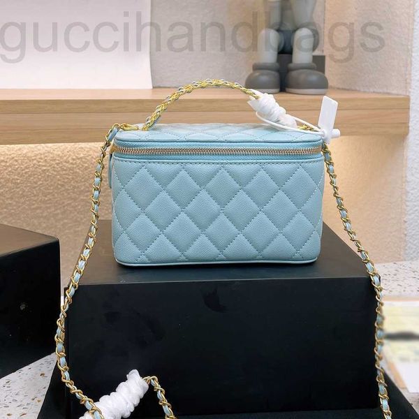 womens mirror makeup totes bag caviar wear resistant leather metal letter handle hardware chain shoulder bag crossbody designer luxury ladie
womens mirror makeup totes bag caviar wear resistant leather metal letter handle hardware chain shoulder bag crossbody designer luxury ladie