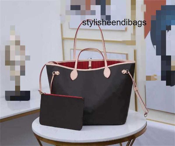 stylisheendibags designer tote bags luxurys handbags shoulder bag 2pcs set women purse original box genuine leather 31*28*14 cm
stylisheendibags designer tote bags luxurys handbags shoulder bag 2pcs set women purse original box genuine leather 31*28*14 cm
