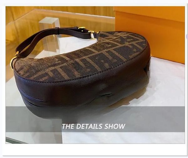 underarm package bags summer new trendy all-match women messenger bag chain leather fashion grils samll shoulder bag wrist bags brown color
underarm package bags summer new trendy all-match women messenger bag chain leather fashion grils samll shoulder bag wrist bags brown color