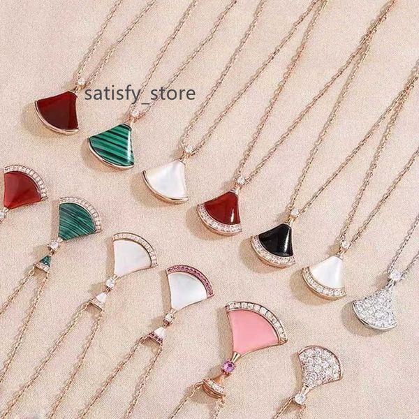 luxury necklaces designer jewelry fan shape divas dream necklace red green chalcedony gold rose platinum chains for women trendy wedding dia, Silver
luxury necklaces designer jewelry fan shape divas dream necklace red green chalcedony gold rose platinum chains for women trendy wedding dia, Silver