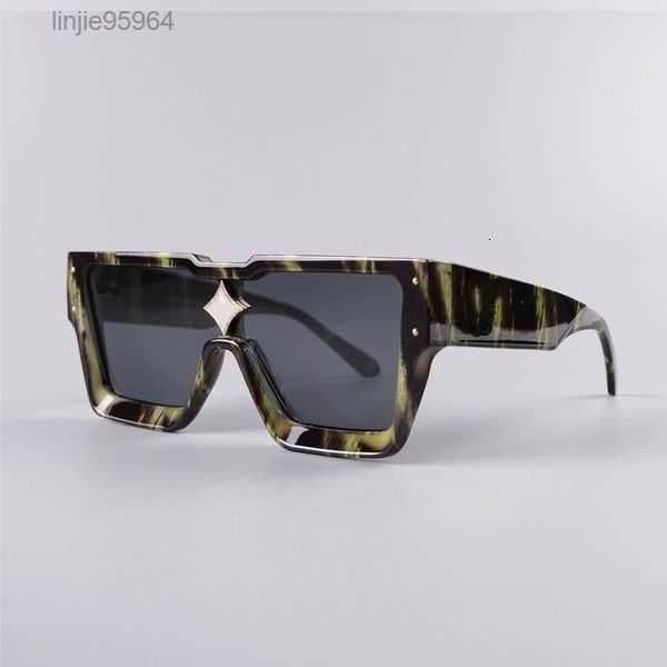 designer sunglasses for men and women fashion model special uv 400 protection double beam frame outdoor brand design alloy cyclone sunglasse, White;black
designer sunglasses for men and women fashion model special uv 400 protection double beam frame outdoor brand design alloy cyclone sunglasse, White;black
