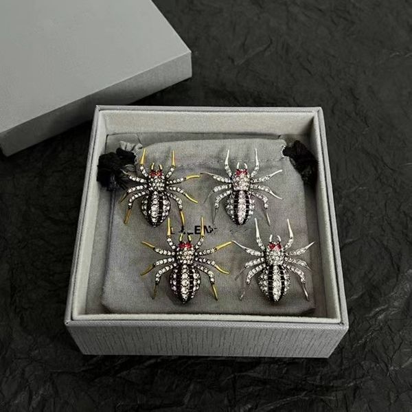 luxury jewelry french design spider zircon earrings fashionable and personalized dance accessories, Golden;silver
luxury jewelry french design spider zircon earrings fashionable and personalized dance accessories, Golden;silver