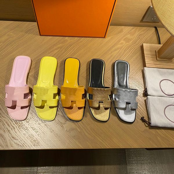 fashion summer designer slippers brand classic sandals genuine leather luxury beach shoes ladies slipper beach flat heel flip flops with blu, Black
fashion summer designer slippers brand classic sandals genuine leather luxury beach shoes ladies slipper beach flat heel flip flops with blu, Black