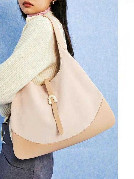 songmont bags amazing song underarm bag women's tote bag large capacity niche fashion high-end feeling one shoulder women's bag
songmont bags amazing song underarm bag women's tote bag large capacity niche fashion high-end feeling one shoulder women's bag