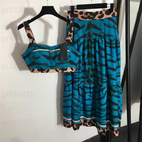designer elegant dress two piece set leopard print retro print bustier halter high waist half skirt two-piece dresses summer women clothing, White
designer elegant dress two piece set leopard print retro print bustier halter high waist half skirt two-piece dresses summer women clothing, White