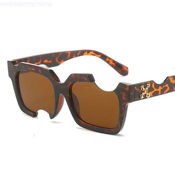 off fashion x sunglasses luxury 2023 small box of home new notched men's and women's letters personalized versatile, White;black
off fashion x sunglasses luxury 2023 small box of home new notched men's and women's letters personalized versatile, White;black