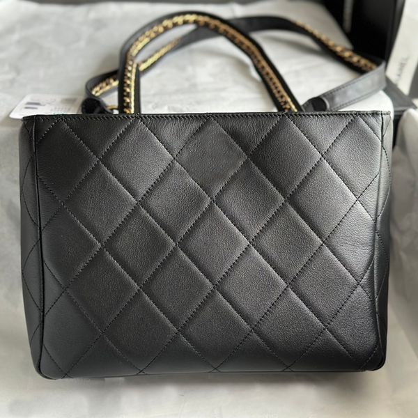 10a designer bag 38cm classic clamshell chain shoulder bag women's crossbody bag backpack leather fashion tote c0164
10a designer bag 38cm classic clamshell chain shoulder bag women's crossbody bag backpack leather fashion tote c0164
