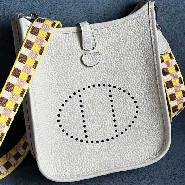 designer h home bag evelynn layer tc cow leather wax thread evelyns 29 hollowedout singleshoulder crossbody womens litchi pattern soft buck
designer h home bag evelynn layer tc cow leather wax thread evelyns 29 hollowedout singleshoulder crossbody womens litchi pattern soft buck