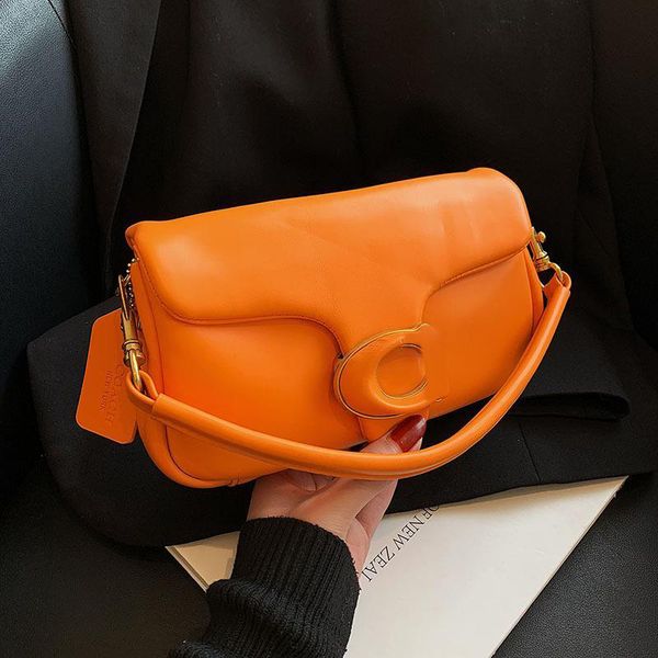 tabby bags for women fashion shoulder bag cowhide leather material pillow small size saoche simple style designer pink bags metal hardware a
tabby bags for women fashion shoulder bag cowhide leather material pillow small size saoche simple style designer pink bags metal hardware a