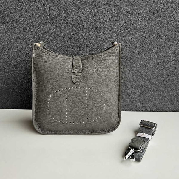 designer h home bag evelynn 2023 new layer cowhide litchi pattern men's and women's universal hollow cross body bag evelyns genuin
designer h home bag evelynn 2023 new layer cowhide litchi pattern men's and women's universal hollow cross body bag evelyns genuin